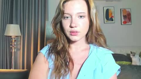 Snapshot of hanahwoods chatting on February 26, 2025, 8:54 pm hanahwoods online show from February 26, 2025, 8:54 pm