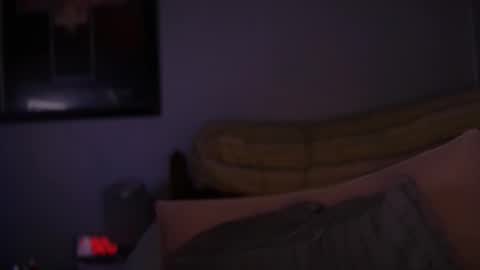 hand_banana_420 online show from February 3, 2026, 4:21 am