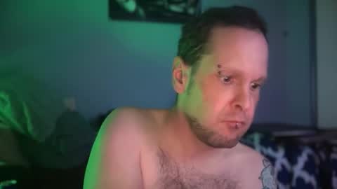 hand_banana_420 online show from March 28, 2026, 12:21 am