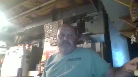 Snapshot of handiemanhere chatting on April 30, 2026, 3:24 am naked man online show from April 30, 2026, 3:24 am
