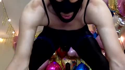 Snapshot of handsomealfie chatting on July 8, 2026, 10:25 pm HandsomeAlfie online show from July 8, 2026, 10:25 pm