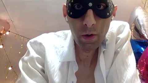 Snapshot of handsomealfie chatting on July 12, 2026, 10:06 am HandsomeAlfie online show from July 12, 2026, 10:06 am