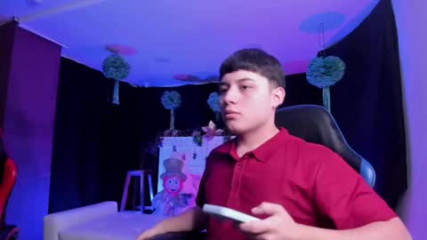 leonardfarrucknick and otis online show from March 21, 2026, 1:16 pm