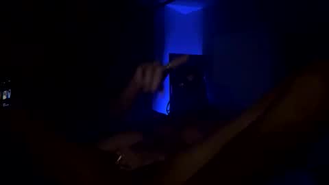 handsomehasen online show from March 29, 2026, 3:06 am