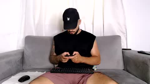 Snapshot of handsomen69 chatting on July 29, 2026, 9:02 pm Handsomen online show from July 29, 2026, 9:02 pm