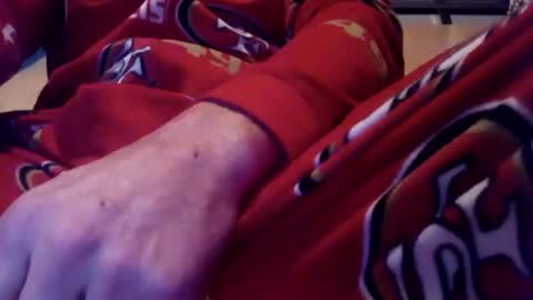 handsumload_11 online show from October 12, 2025, 6:07 pm