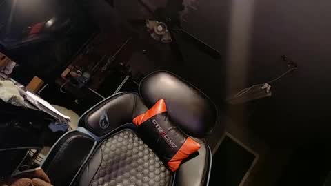 Snapshot of handyman5303 chatting on November 11, 2025, 8:14 am Handystudman online show from November 11, 2025, 8:14 am