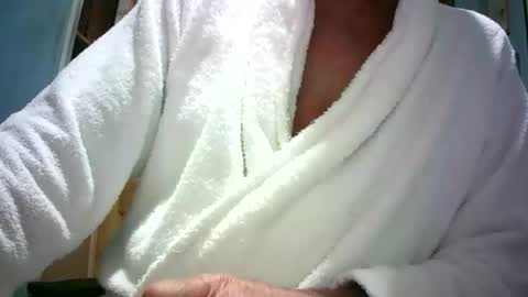 Snapshot of handymanforyou177322 chatting on June 9, 2026, 10:32 pm handymanforyou177322 online show from June 9, 2026, 10:32 pm