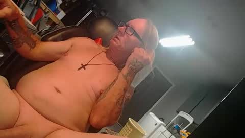 Snapshot of handystud33 chatting on May 26, 2026, 7:37 am handystud33 online show from May 26, 2026, 7:37 am