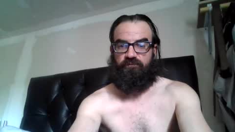 Snapshot of handywoody chatting on August 4, 2026, 5:15 pm handywoody online show from August 4, 2026, 5:15 pm
