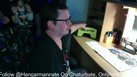 Snapshot of hangarmannate chatting on May 15, 2026, 10:50 pm Nate online show from May 15, 2026, 10:50 pm