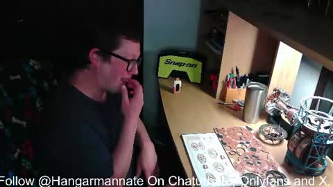 Snapshot of hangarmannate chatting on June 20, 2026, 4:26 am Nate online show from June 20, 2026, 4:26 am