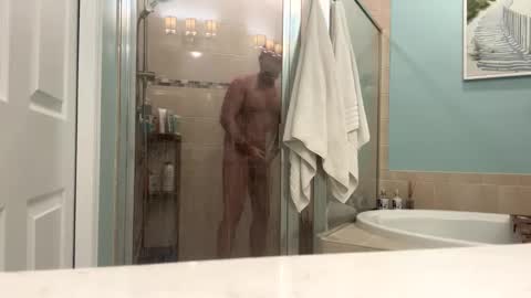 hangit0ut online show from October 23, 2025, 11:09 am