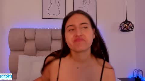 hanna__evans_ online show from January 17, 2026, 12:21 pm