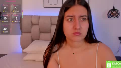 hanna__evans_ online show from May 24, 2026, 11:59 am
