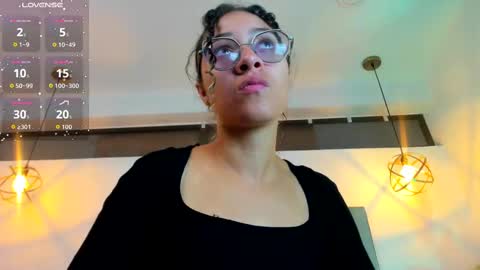 HANNA online show from October 2, 2025, 1:51 pm