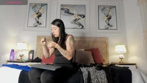 hanna_daze online show from February 17, 2026, 11:07 am