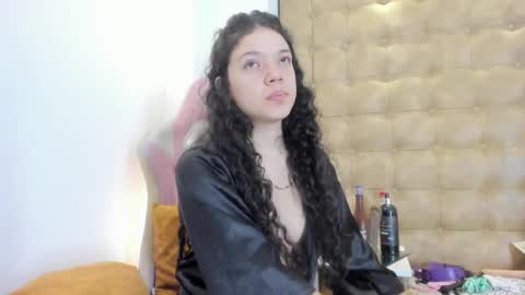 Snapshot of hanna_jadidi chatting on January 25, 2025, 7:49 am Hanna online show from January 25, 2025, 7:49 am