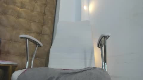 Snapshot of hanna_jadidi chatting on March 12, 2025, 11:20 am Hanna online show from March 12, 2025, 11:20 am