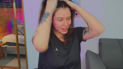 Hanna online show from January 13, 2026, 8:14 pm