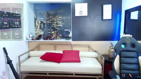 hanna_lamber online show from February 15, 2025, 9:26 pm