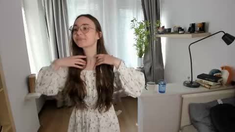 Nicole online show from March 23, 2026, 8:40 am