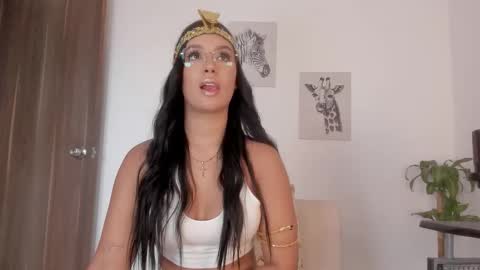 HANNA online show from October 31, 2025, 6:20 pm