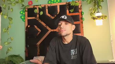 Snapshot of hanna_sebas chatting on June 23, 2026, 12:36 pm HANNA Y SEBAS online show from June 23, 2026, 12:36 pm