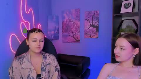 Snapshot of hanna_triss chatting on August 5, 2026, 3:48 pm Hanna online show from August 5, 2026, 3:48 pm