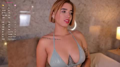 Hanna  online show from February 19, 2026, 8:05 pm