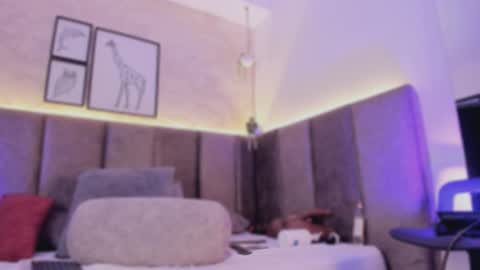 Snapshot of hannaa_doll chatting on December 3, 2025, 7:01 pm Hanna online show from December 3, 2025, 7:01 pm