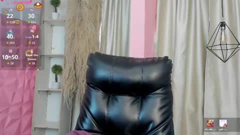 hannabackerr online show from June 27, 2026, 11:48 am