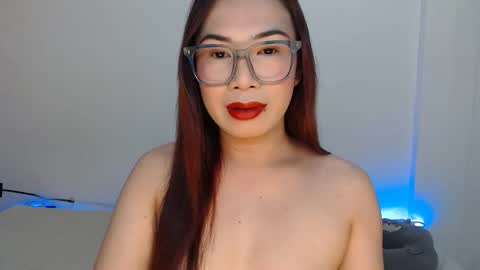 Hannah online show from November 4, 2025, 1:38 am