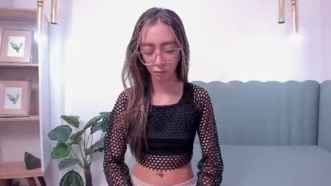 Snapshot of hannacarttier_ chatting on July 10, 2026, 12:19 pm Hanna Carttier online show from July 10, 2026, 12:19 pm