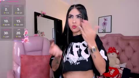 Snapshot of hannacolleman chatting on September 27, 2025, 8:25 pm Hanna online show from September 27, 2025, 8:25 pm