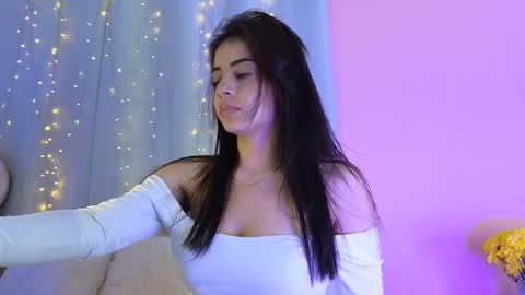 hannacruzsj online show from October 23, 2025, 7:45 pm