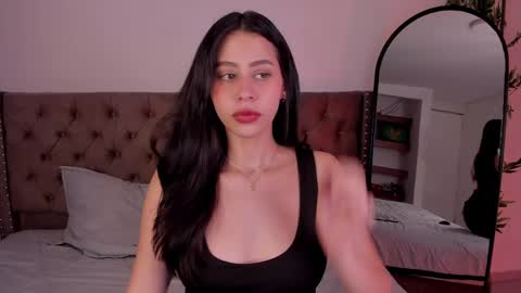 Hannah online show from February 25, 2025, 11:11 pm