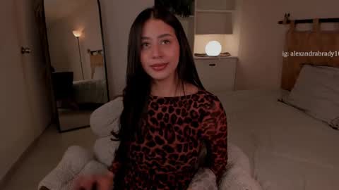 Hannah online show from October 2, 2025, 11:34 pm