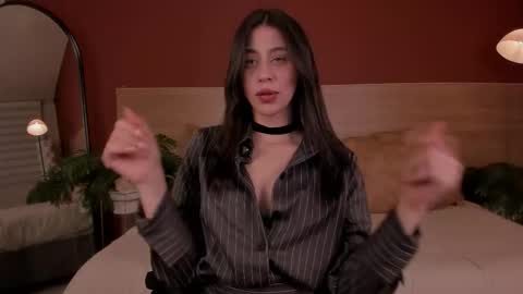 Hannah online show from November 12, 2025, 11:14 pm