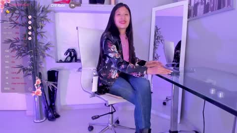 Snapshot of hannah_hcb chatting on January 15, 2025, 4:11 pm HANNAH HOWELL online show from January 15, 2025, 4:11 pm