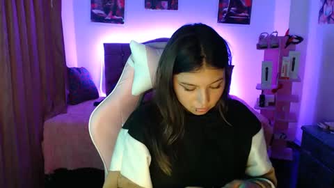 Snapshot of hannah_swet chatting on February 11, 2025, 3:50 am hannah_swet online show from February 11, 2025, 3:50 am