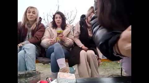 Rose online show from February 2, 2025, 6:15 am