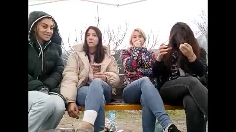 Rose online show from February 3, 2025, 7:18 am