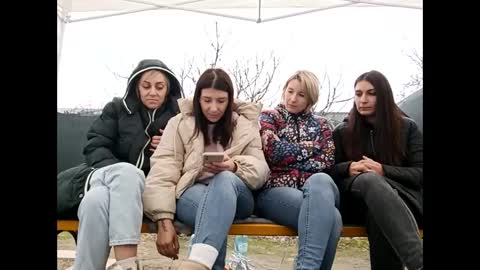 Rose online show from February 3, 2025, 10:25 am