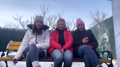 Rose online show from February 22, 2025, 10:18 am