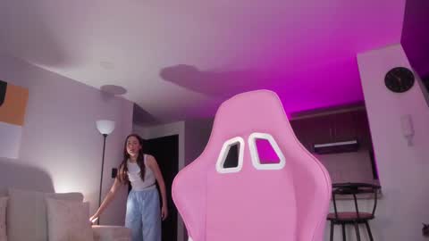 Snapshot of hannah_xoxo_ chatting on February 10, 2025, 10:51 pm Hannah online show from February 10, 2025, 10:51 pm