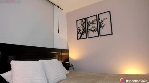 Snapshot of hannah_xoxo_ chatting on March 3, 2026, 10:04 pm Hannah online show from March 3, 2026, 10:04 pm