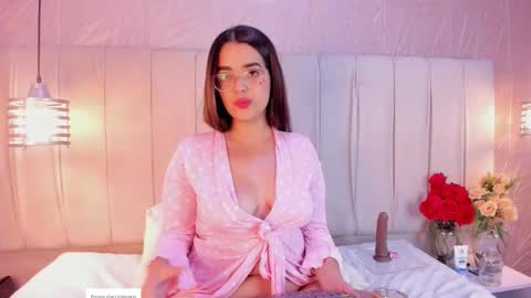 Hannah Lee online show from September 23, 2025, 8:01 pm