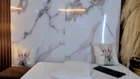 Hannahill69 online show from February 24, 2025, 11:10 am