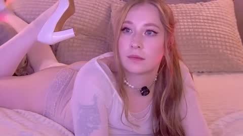 Snapshot of hannahmonttana chatting on September 27, 2025, 11:04 am Pearl online show from September 27, 2025, 11:04 am